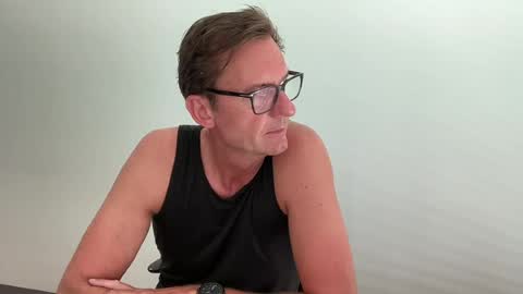 Snapshot of realstuff_ chatting on 3, 8, 2026 realstuff_ online show from 3, 8, 2026