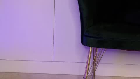 rebbeccaray online show from 18, 1, 2026