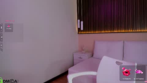 Snapshot of rebeca__grey chatting on 4, 7, 2026 Rebeca online show from 4, 7, 2026