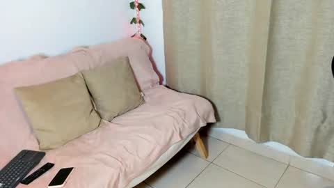Snapshot of rebeca_marchetti chatting on 25, 7, 2026 Rebeca Marchetti online show from 25, 7, 2026