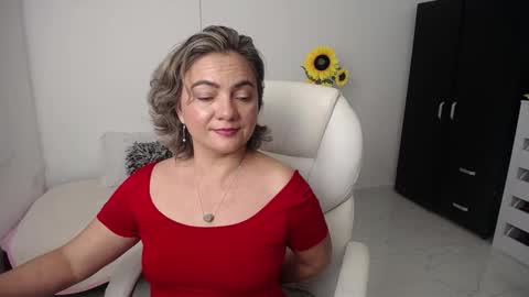Snapshot of rebeca_milf chatting on 3, 1, 2025 REBECA online show from 3, 1, 2025