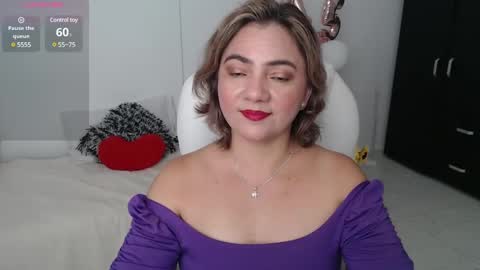 Snapshot of rebeca_milf chatting on 28, 1, 2025 REBECA online show from 28, 1, 2025