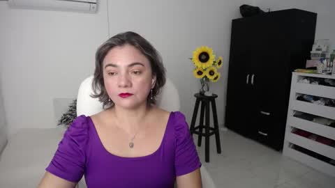 Snapshot of rebeca_milf chatting on 7, 3, 2025 REBECA online show from 7, 3, 2025