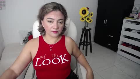Snapshot of rebeca_milf chatting on 9, 3, 2025 REBECA online show from 9, 3, 2025
