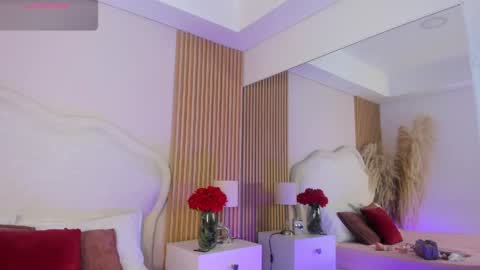 Snapshot of rebeca_taylor_ chatting on 5, 5, 2026 rebeca_taylor_ online show from 5, 5, 2026