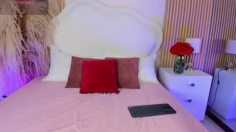 Snapshot of rebeca_taylor_ chatting on 10, 5, 2026 rebeca_taylor_ online show from 10, 5, 2026