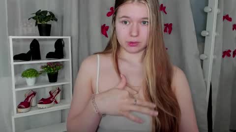 rebecca_____ online show from 9, 2, 2025