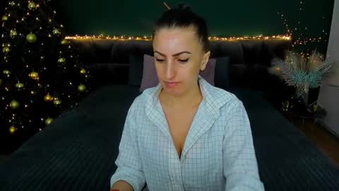 rebecca_diamonds online show from 2, 1, 2025