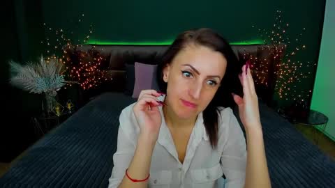 rebecca_diamonds online show from 17, 2, 2025