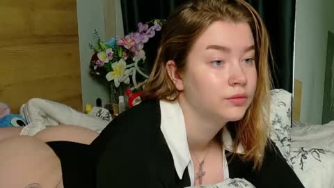 rebecca_lace online show from 31, 10, 2025