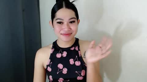 its me asian rebecca online show from 11, 10, 2025