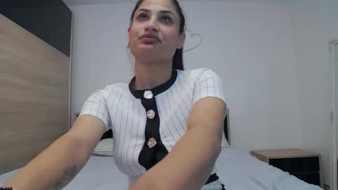 rebecka_sweet online show from 29, 4, 2026