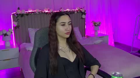 Snapshot of rebeckathornton chatting on 18, 12, 2025 rebeckathornton online show from 18, 12, 2025