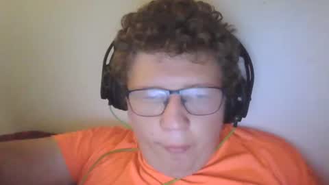 Snapshot of red454games454 chatting on 10, 1, 2025 zsax horny online show from 10, 1, 2025