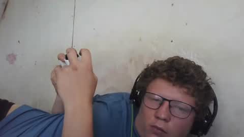 Snapshot of red454games454 chatting on 18, 1, 2025 zsax horny online show from 18, 1, 2025