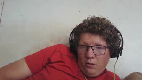 Snapshot of red454games454 chatting on 16, 2, 2025 zsax horny online show from 16, 2, 2025