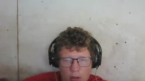 Snapshot of red454games454 chatting on 16, 2, 2025 zsax horny online show from 16, 2, 2025