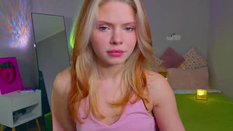 red__candy online show from 12, 11, 2025