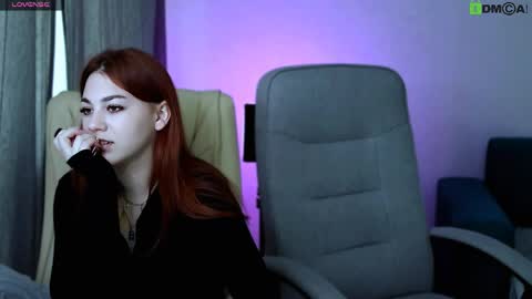 Snapshot of red__dizzy chatting on 28, 4, 2026 red__dizzy online show from 28, 4, 2026