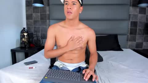 red_b333 online show from 4, 10, 2025