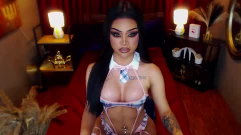 AsianRedivy online show from 3, 5, 2026