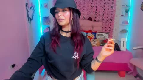 Snapshot of red_moon_1 chatting on 20, 12, 2024 Luna online show from 20, 12, 2024