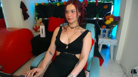 Snapshot of red_moon_1 chatting on 8, 1, 2025 Luna online show from 8, 1, 2025
