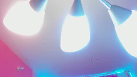 Snapshot of red_moon_1 chatting on 10, 1, 2025 Luna online show from 10, 1, 2025
