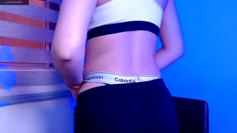 IG   OF red moonn online show from 13, 12, 2024