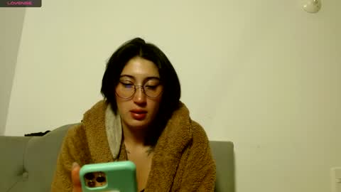 IG   OF red moonn online show from 6, 1, 2025