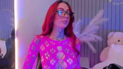 red_sinclair online show from 8, 6, 2026