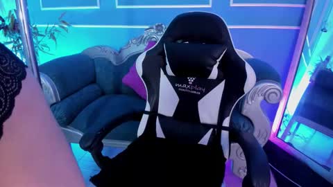     online show from 6, 2, 2026