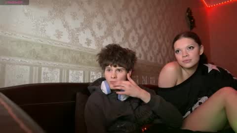 red tropi online show from 7, 1, 2026