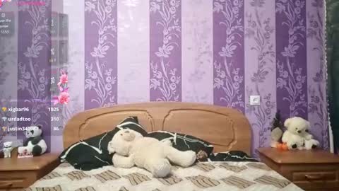 Mia online show from 10, 1, 2026