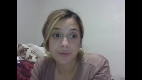 Snapshot of reddwaxx chatting on 4, 3, 2026 reddwaxx online show from 4, 3, 2026