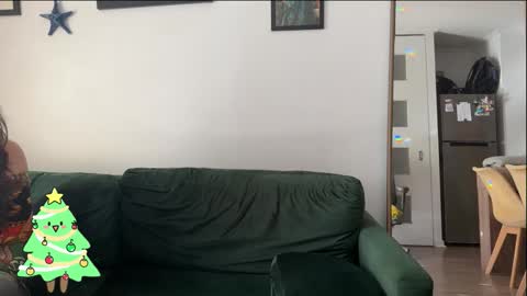 redfloweer online show from 5, 12, 2025