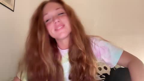 Redheaded Fox online show from 1, 3, 2025