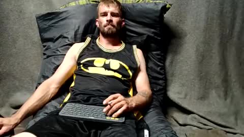 Snapshot of redheadlover828 chatting on 24, 9, 2025 Kevin online show from 24, 9, 2025