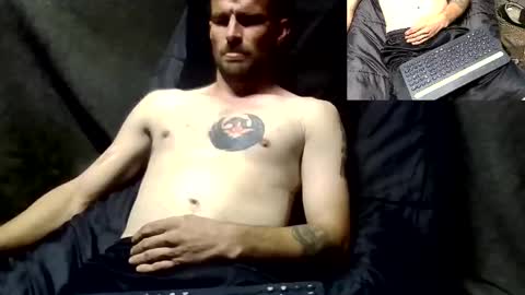 Snapshot of redheadlover828 chatting on 21, 10, 2025 Kevin online show from 21, 10, 2025