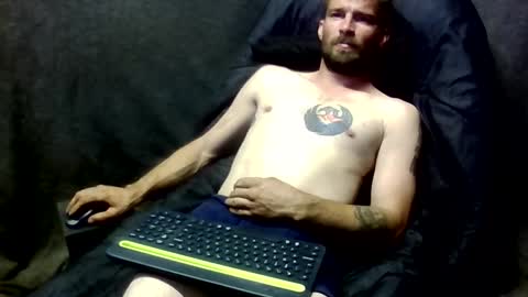 Snapshot of redheadlover828 chatting on 9, 11, 2025 Kevin online show from 9, 11, 2025