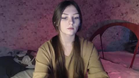 Snapshot of redmoonhead chatting on 4, 3, 2025 Ana online show from 4, 3, 2025