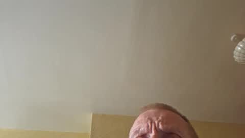 Snapshot of redrodridding chatting on 21, 10, 2025 redrodridding online show from 21, 10, 2025