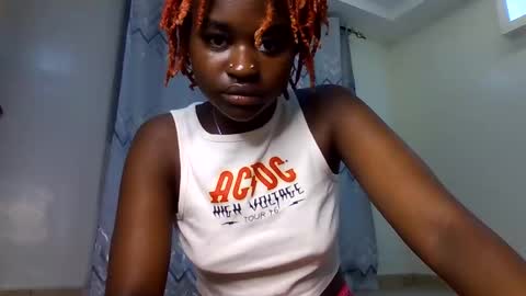 redrubyyyy online show from 3, 12, 2025