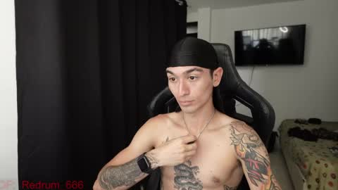 Snapshot of redrum_696 chatting on 8, 5, 2026 Red online show from 8, 5, 2026