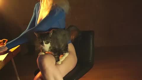 Snapshot of redsparrow__ chatting on 16, 2, 2025 Red online show from 16, 2, 2025