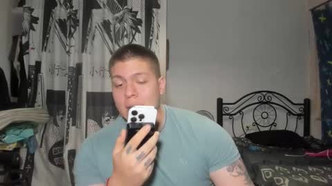 Snapshot of regan_jhonson chatting on 17, 10, 2025 regan_jhonson online show from 17, 10, 2025