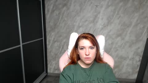 Snapshot of reginasmilee chatting on 9, 2, 2026 Regina online show from 9, 2, 2026