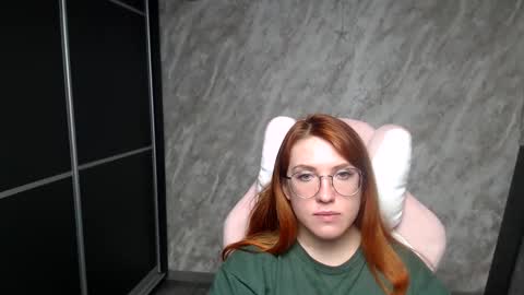 Snapshot of reginasmilee chatting on 10, 2, 2026 Regina online show from 10, 2, 2026