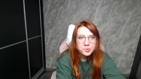 Snapshot of reginasmilee chatting on 10, 2, 2026 Regina online show from 10, 2, 2026