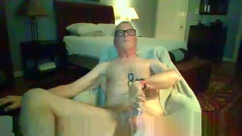 Snapshot of regularguynola chatting on 16, 5, 2026 RegularGuyNOLA online show from 16, 5, 2026
